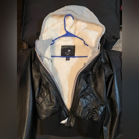 Full Tilt Faux Leather Jacket with a Warm Faux Wool Lining Size Small - Picture 2 of 5